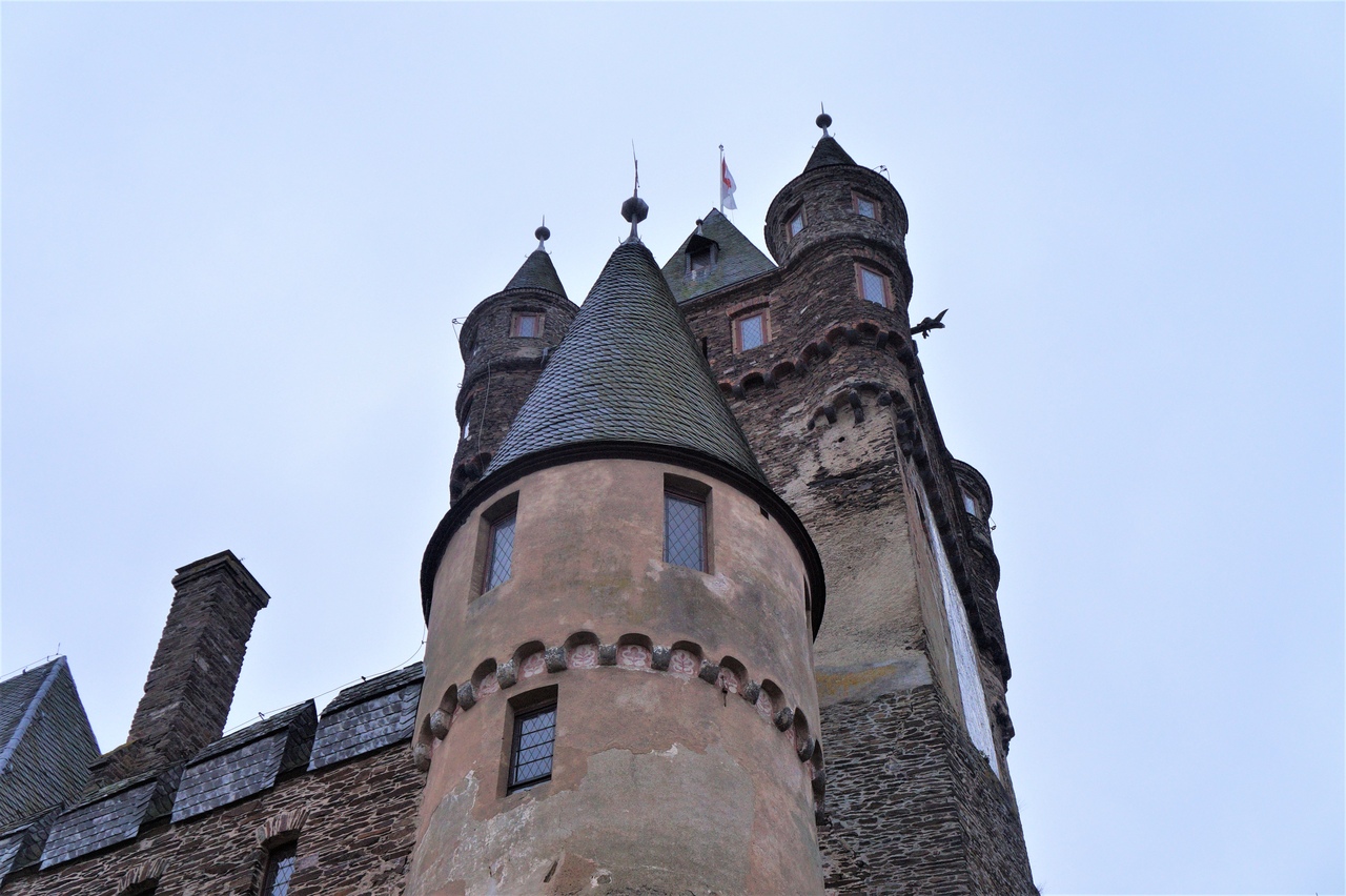 Замок Кохем - твердыня Мозеля замка, Кохем, замок, очень, Кохема, башня, чтобы, станет, стиле, замке, Равене, самой, потом, комната, можно, прохода, метра, конце, здесь, отошел